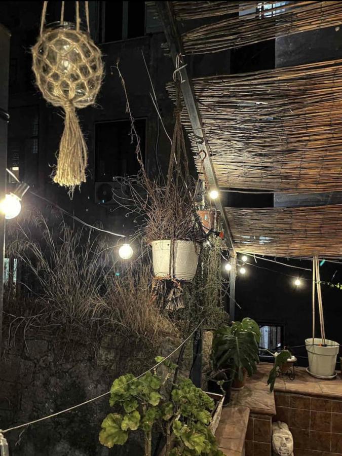 Appartamento In Pieno Centro Storico Con Terrazzo “O'Vicariello” Napoli Ngoại thất bức ảnh